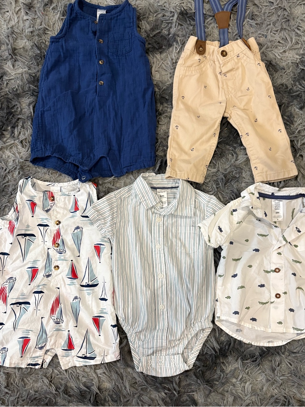 Carter's  Baby Boy 5-Piece Outfit Bundle Size 6M